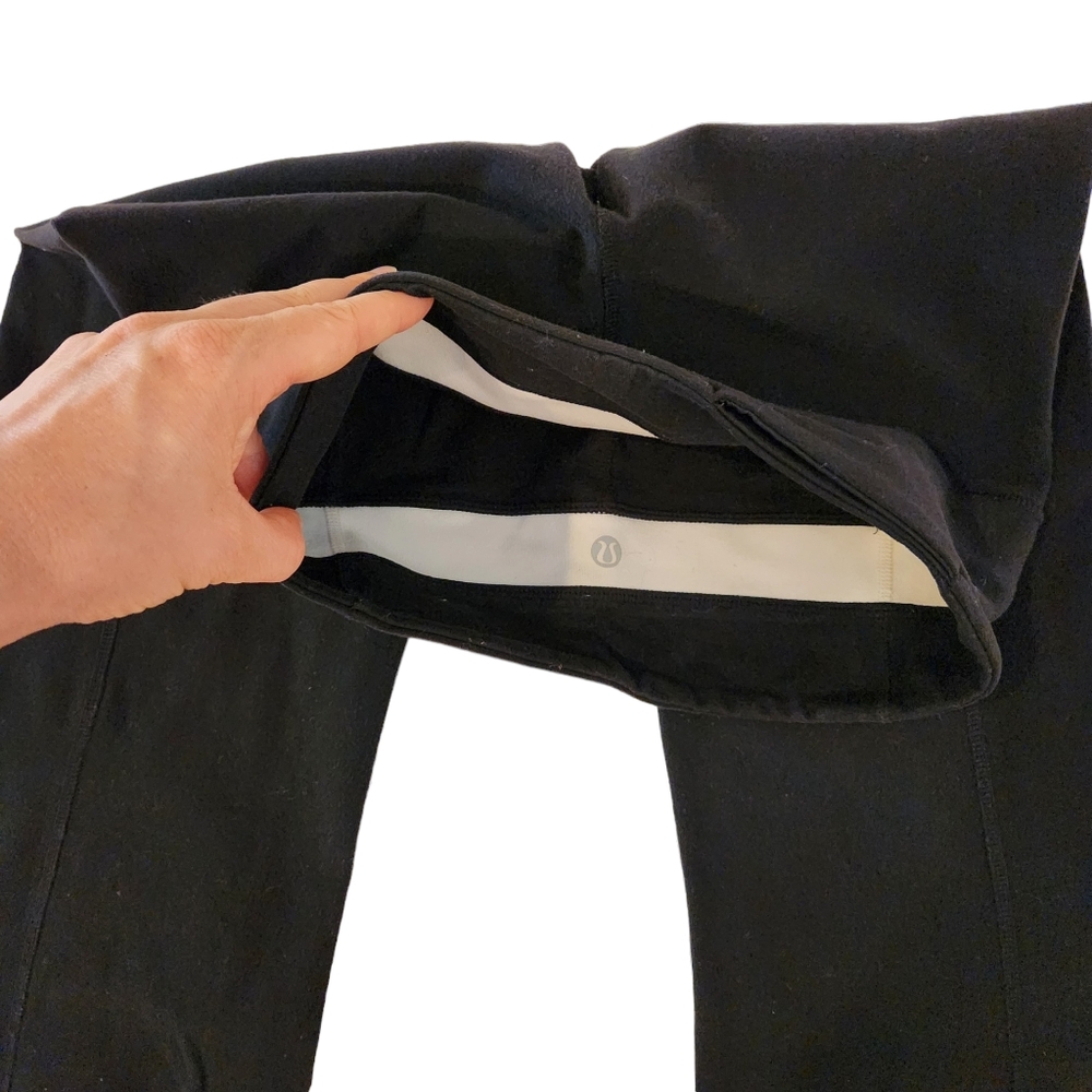 Lululemon Reversible Flare Leggings - Black & White - Picture 5 of 11